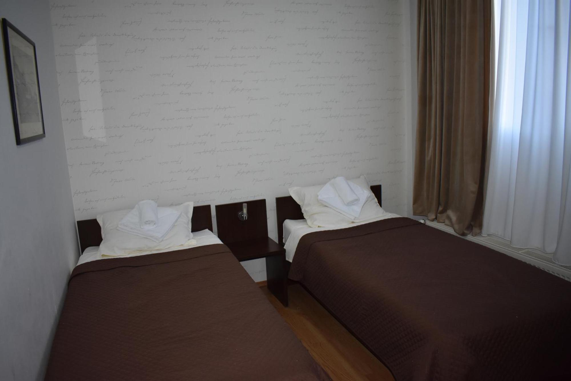 Garni Hotel Lion 야고디나 외부 사진