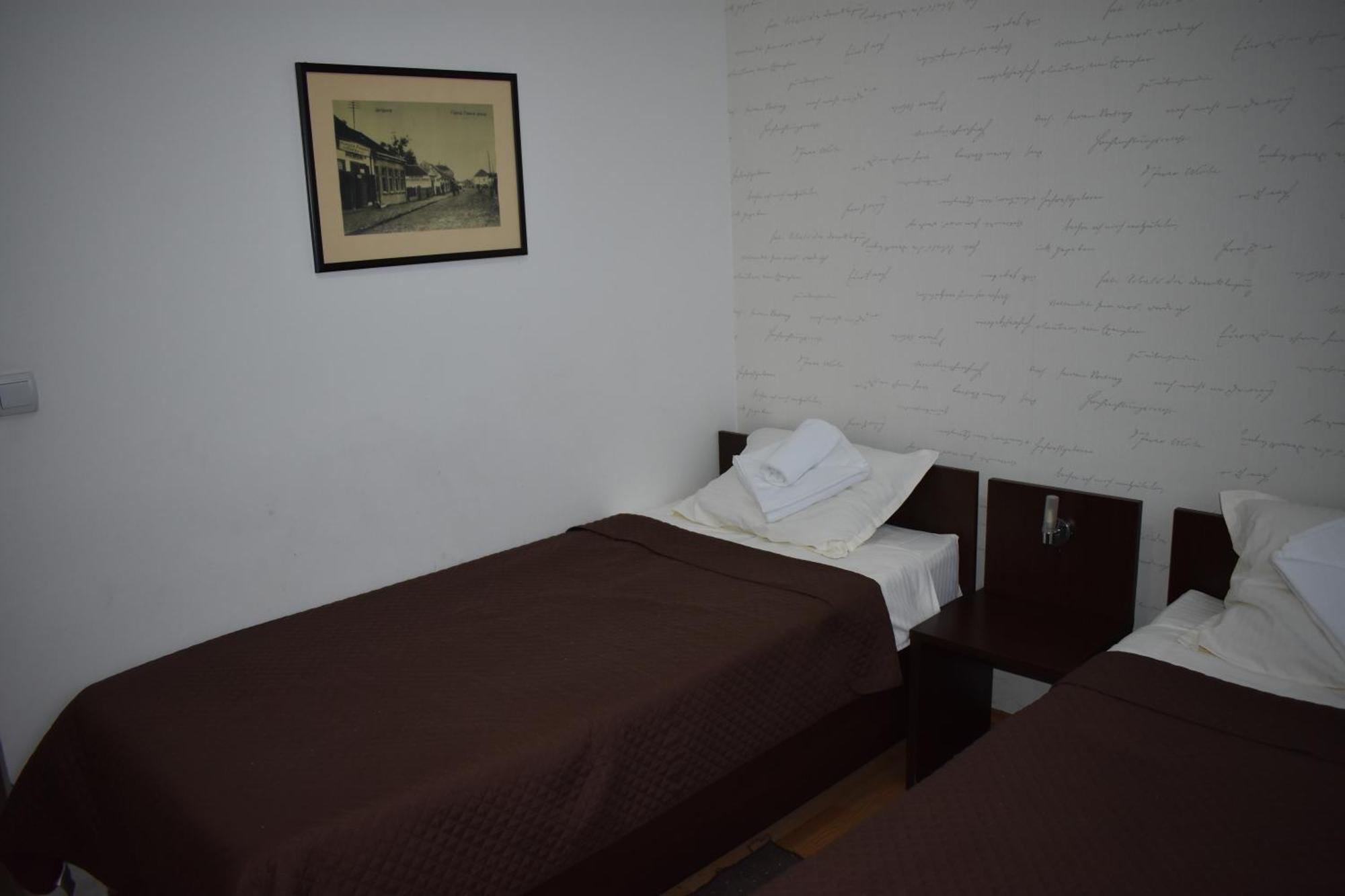 Garni Hotel Lion 야고디나 외부 사진