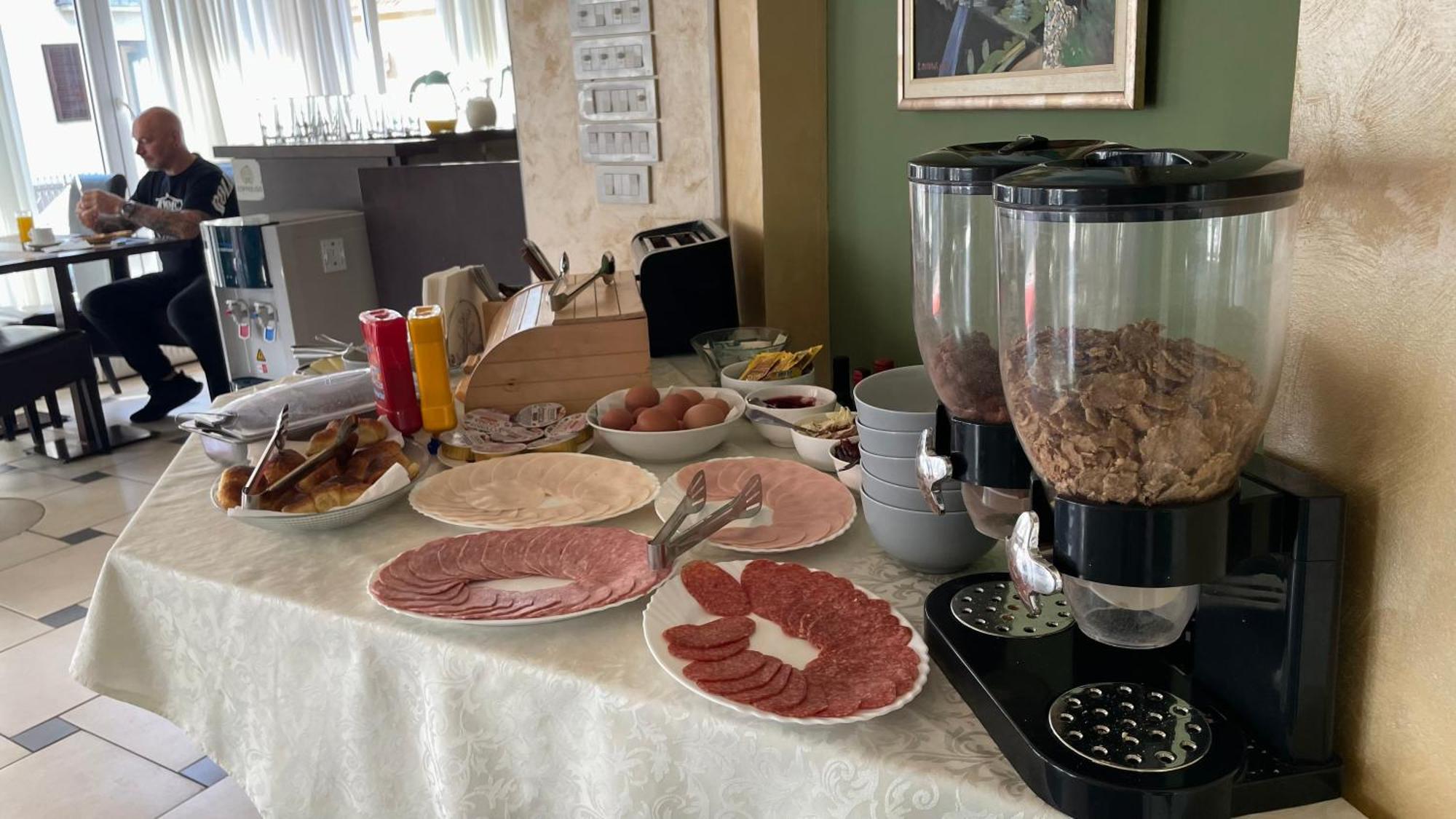 Garni Hotel Lion 야고디나 외부 사진