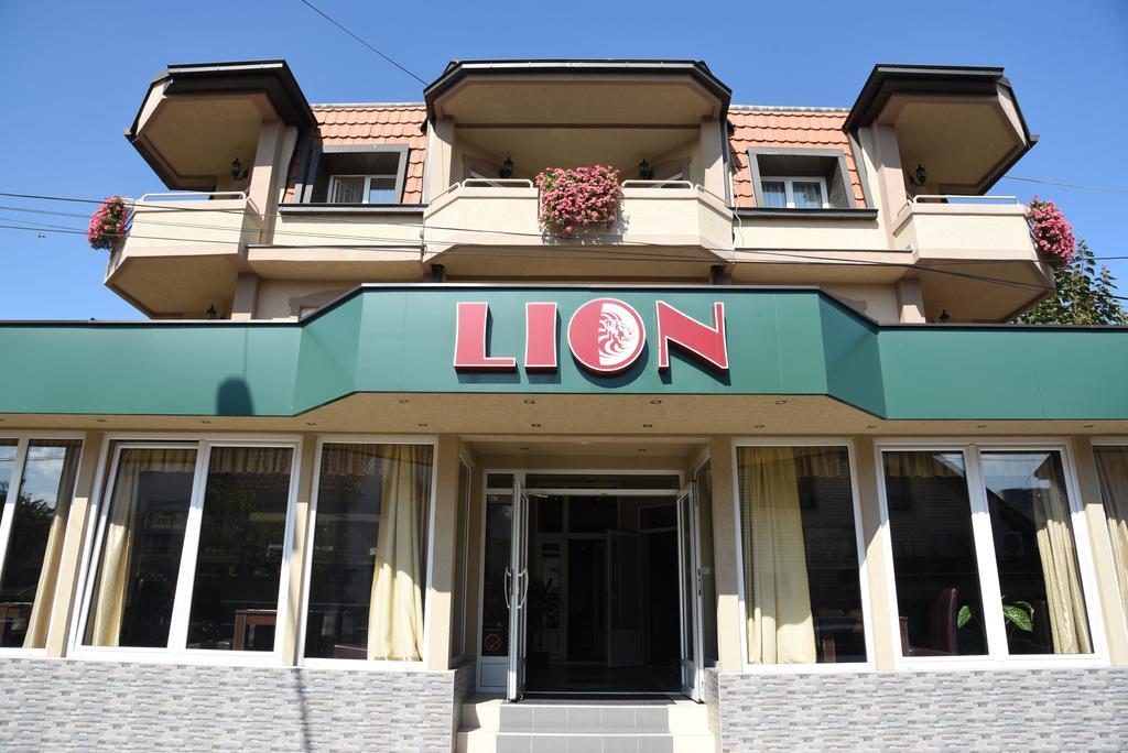 Garni Hotel Lion 야고디나 외부 사진
